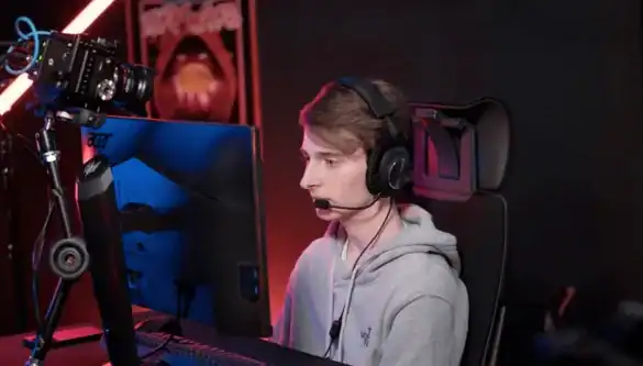 Peşəkar Rocket League oyunçusu ovuc içlərinin tərləməsinə qarşı botoks vurdurdu