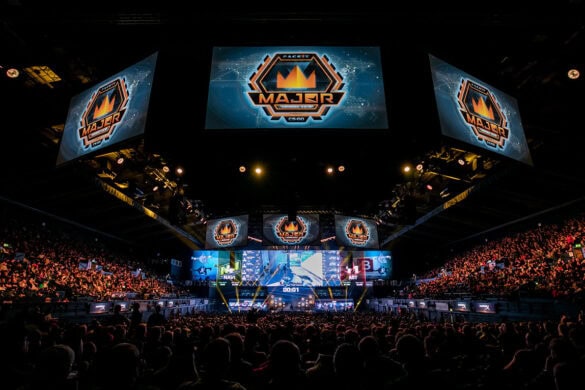 Esports tədbirlərini kimlər təşkil edir? Səhnə arxasında kimlər var?