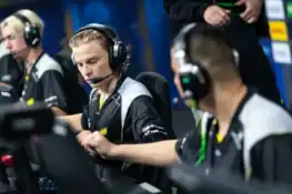 Yenilənmiş HLTV reytinqi: NAVI top-10-luğu tərk etmək ərəfəsindədir