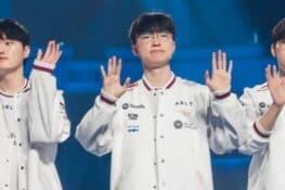 T1 və Invictus Gaming Worlds 2026 turnirində dörddəbir finala adladı